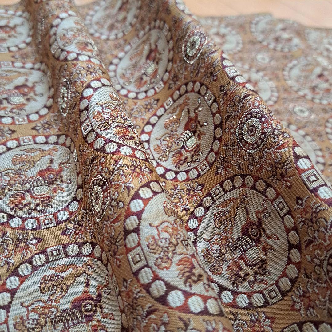 Amazon.co.jp: 法隆寺裂 西陣織 敷物 正絹 獅子狩文 テーブル センター